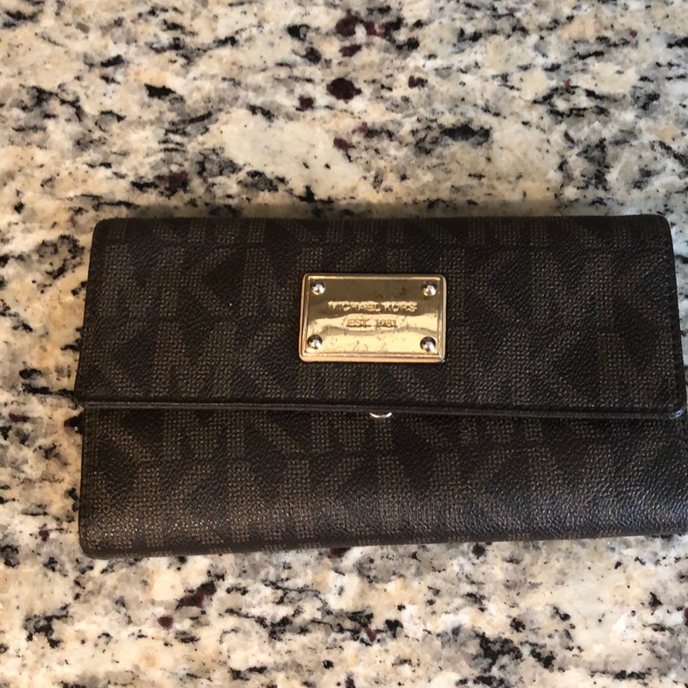 Michael Kors wallet